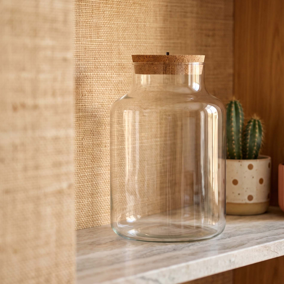 Flaschengarten-Glas „Milky“ mit Korken – leer (30 cm) - Urban Jungle